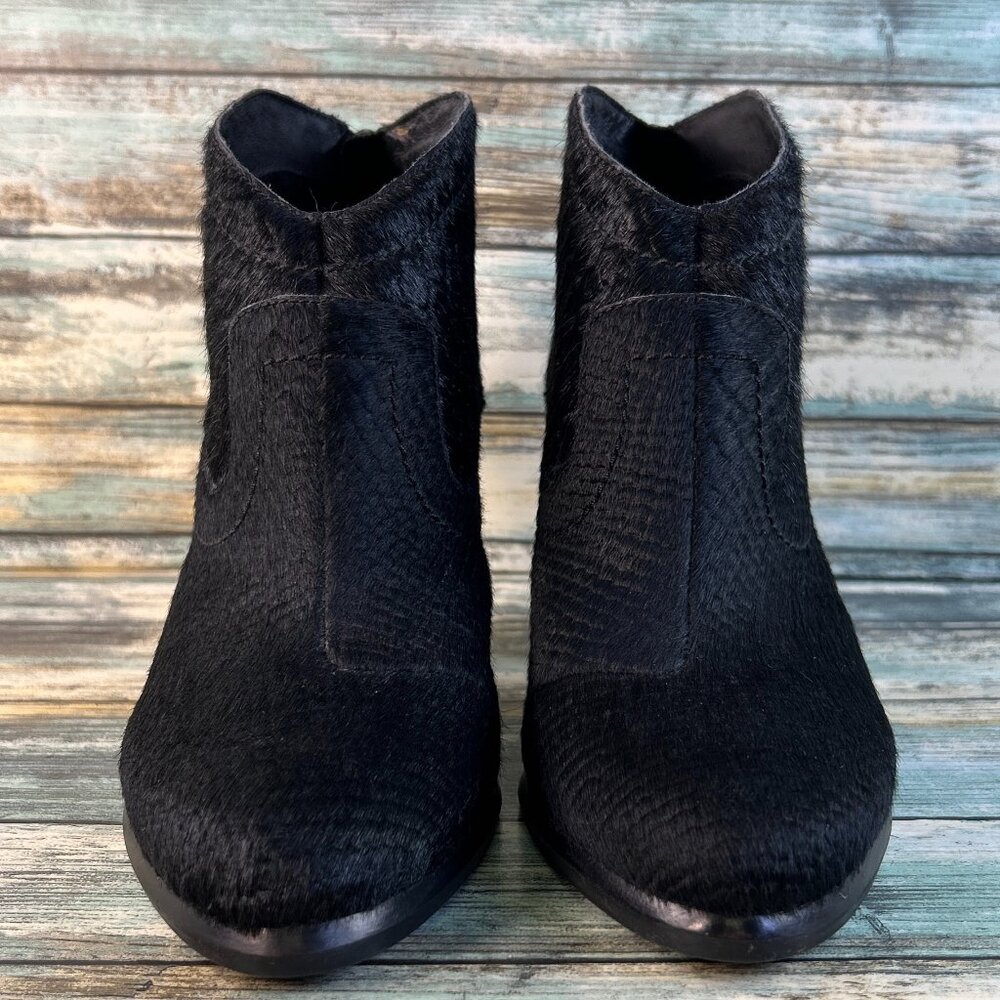 UGG Womens Charlotte Ankle Booties Size 7 Black Snake Print Calf Hair Zip Short